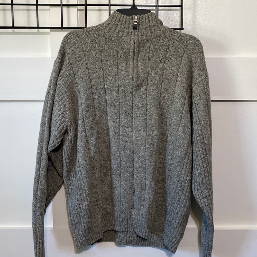 JB Craft grey pullover sweater. Quarter zip. - Thumbnail 4