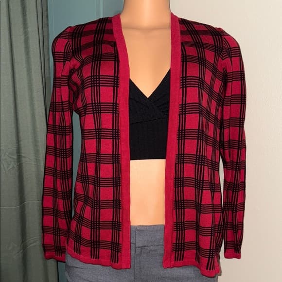 Croft & Barrow Red and Black Plaid Cardigan - Thumbnail 3