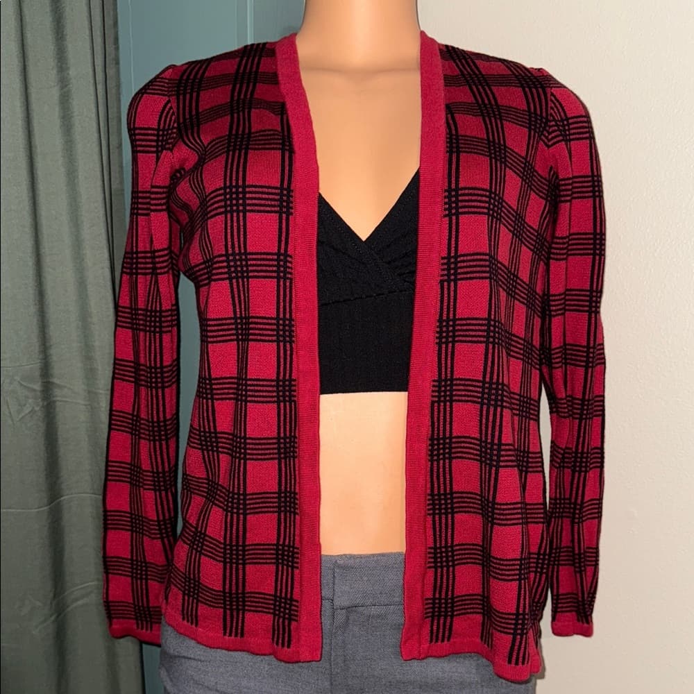 Croft & Barrow Red and Black Plaid Cardigan - Thumbnail 2