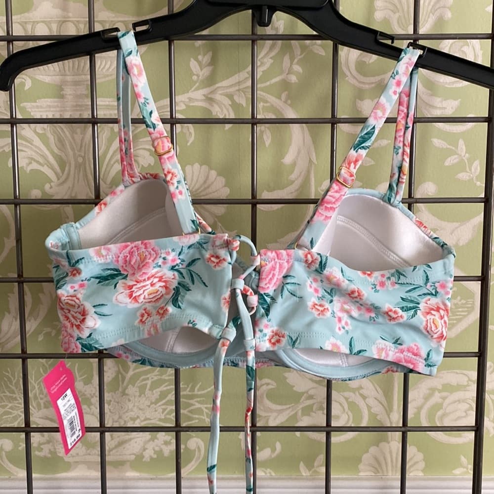 Floral bikini top