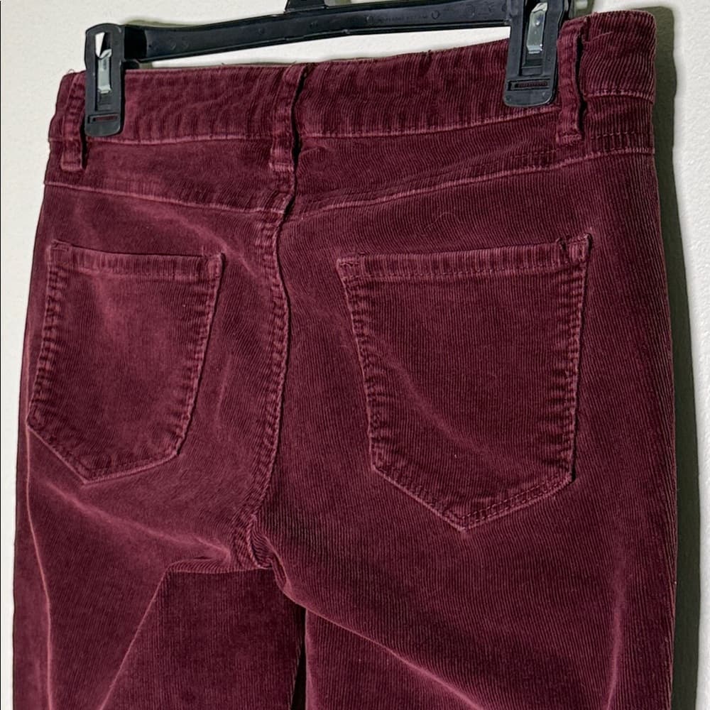 British Khaki burgundy corduroy pants - Thumbnail 2