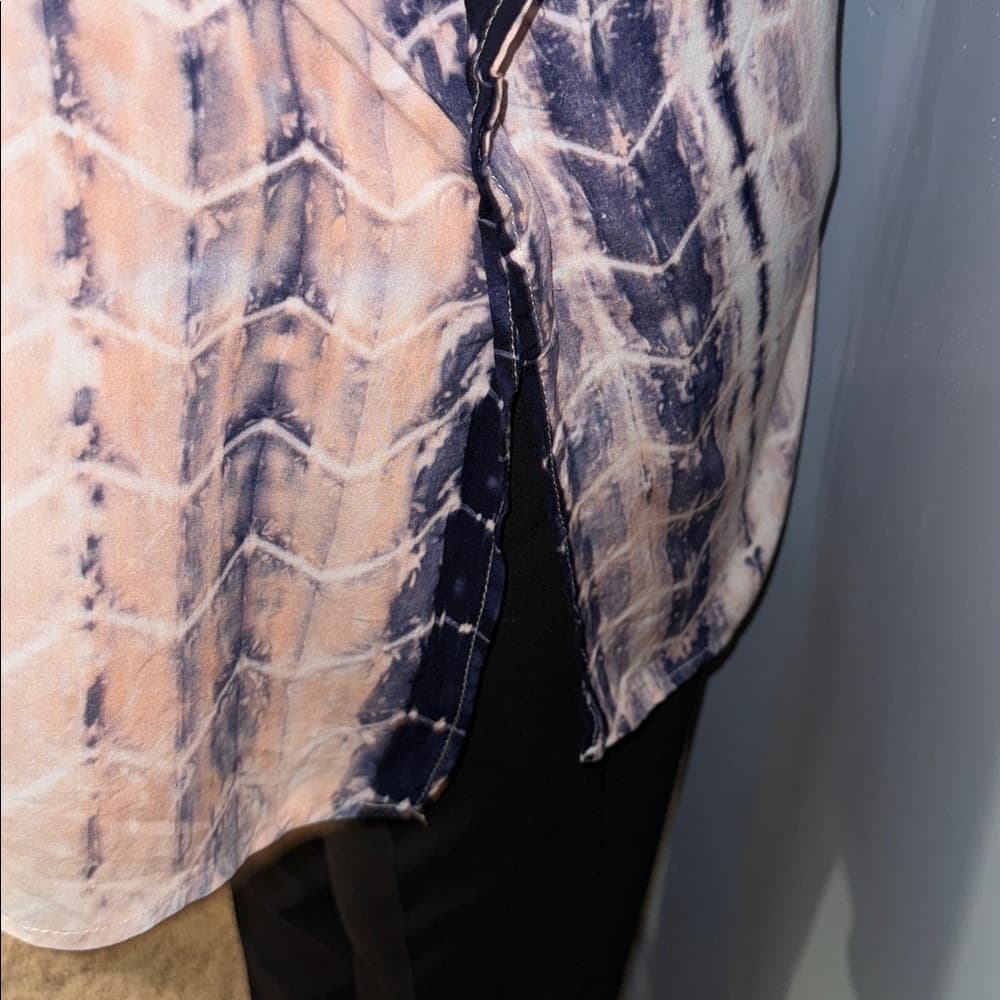 Olivaceous Tie-Dye Top - Size Medium - Thumbnail 4