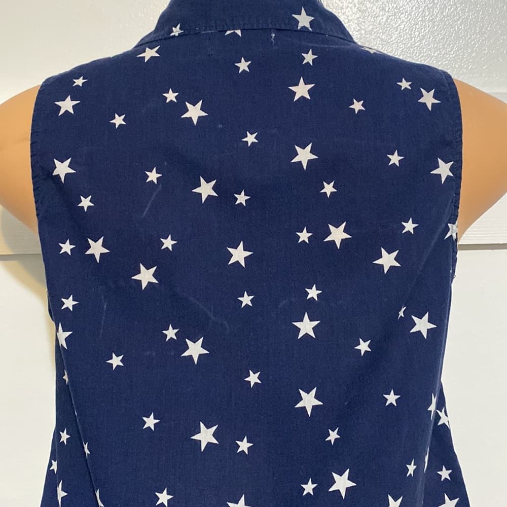 Faded Glory Starry Sleeveless Blouse - Size Small - Thumbnail 2