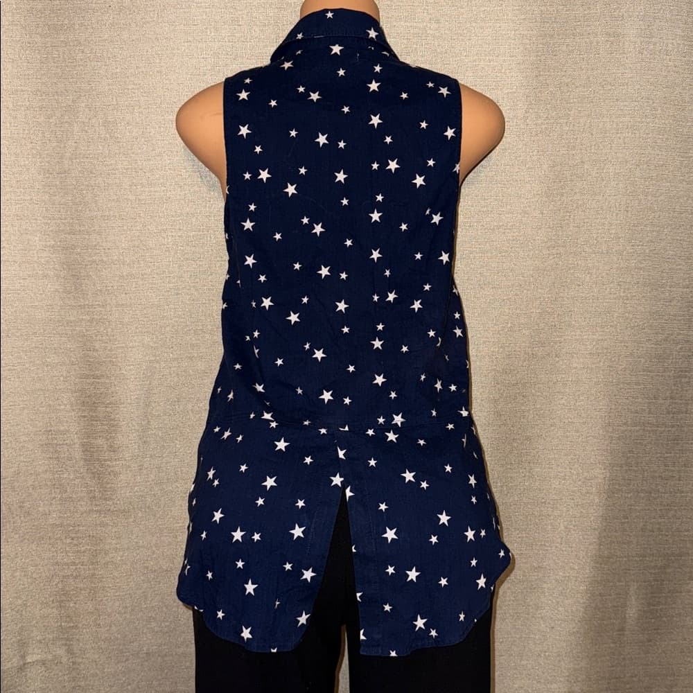Faded Glory Starry Sleeveless Blouse - Size Small