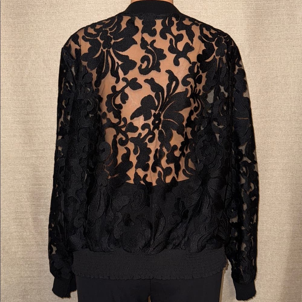 Elegant black lace floral zipper jacket - Thumbnail 2
