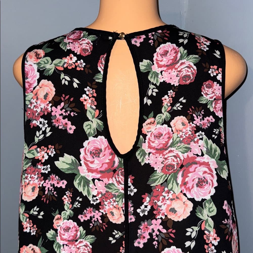 Stylish Floral Sleeveless Tunic Top, Size 1X - Thumbnail 4