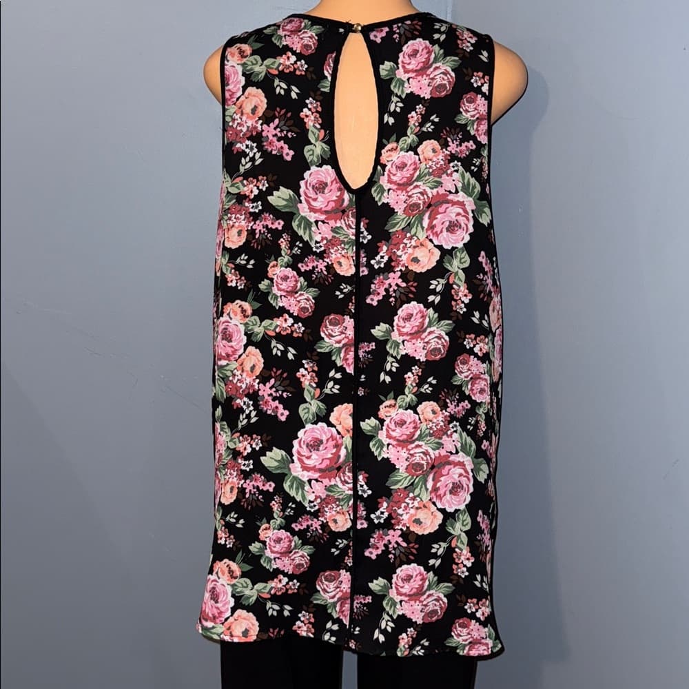Stylish Floral Sleeveless Tunic Top, Size 1X - Thumbnail 3