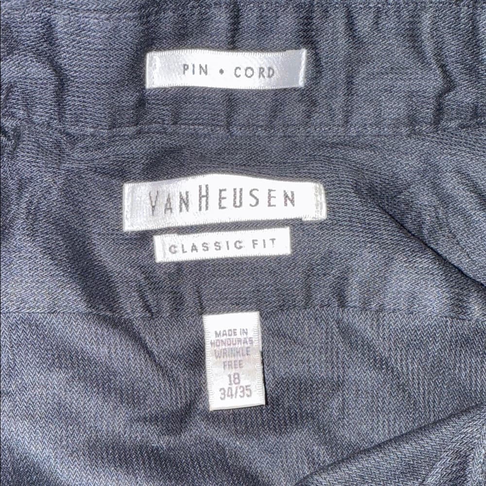 Van Heusen Men's Black Dress Shirt - Thumbnail 2