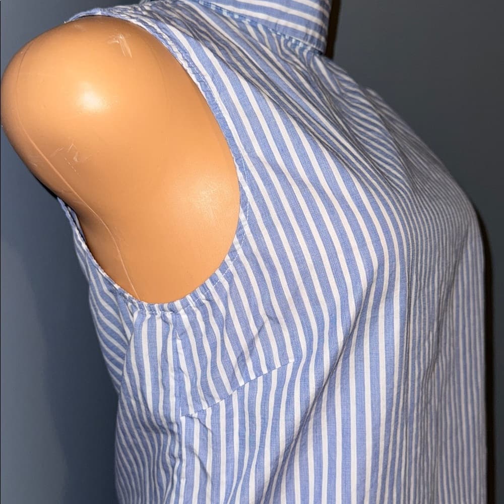 H&M Striped Sleeveless Top With Button Down Back - Size Small - Thumbnail 3