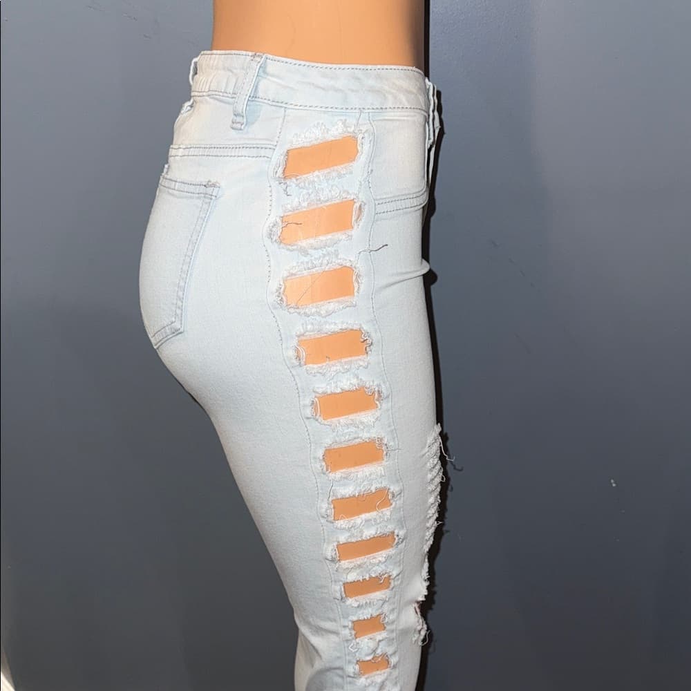 American Bazi Light Wash Distressed High Rise Skinny Jeans - Size 9