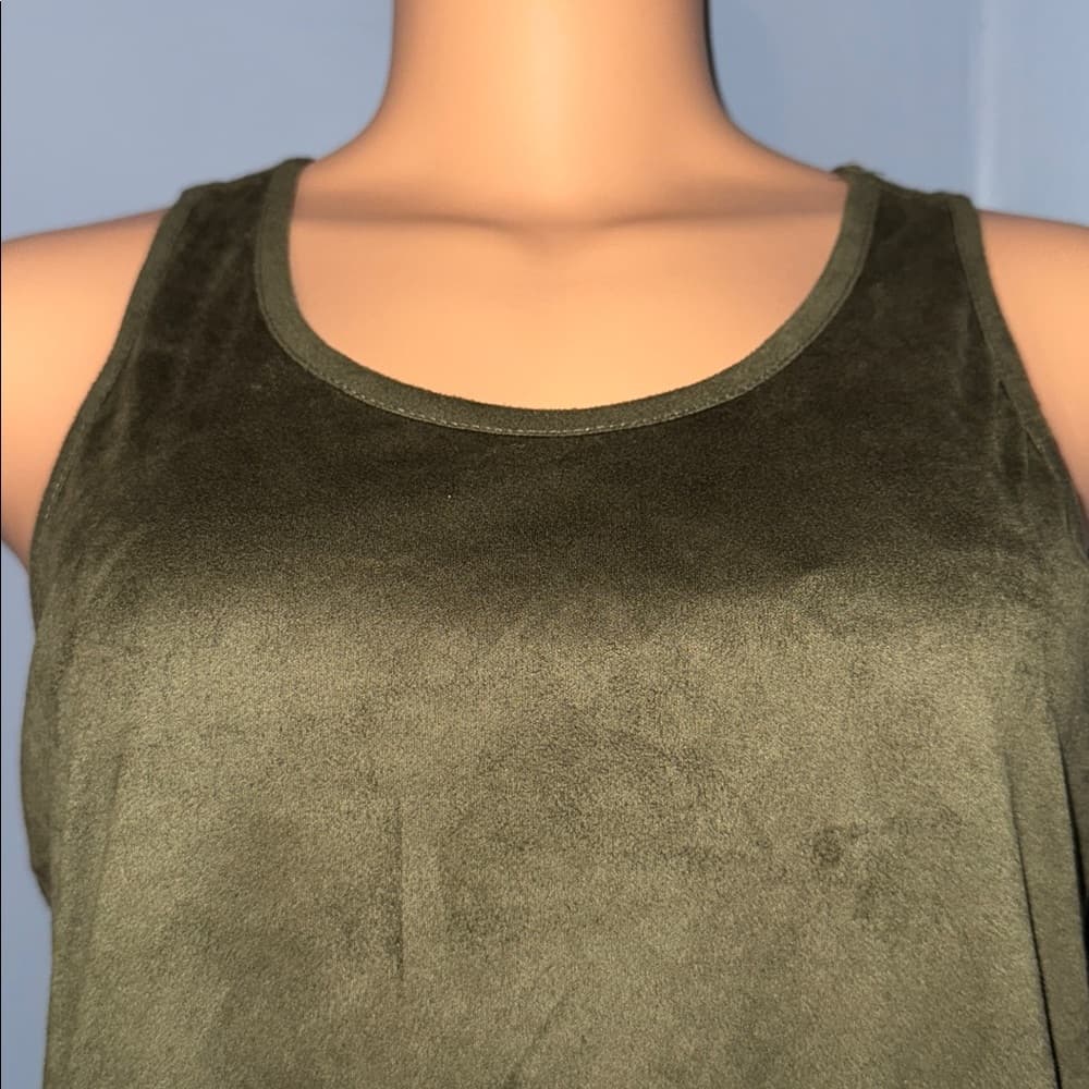 Sweet Wanderer Olive Sleeveless Top with Laser Cut Hem - Size Small