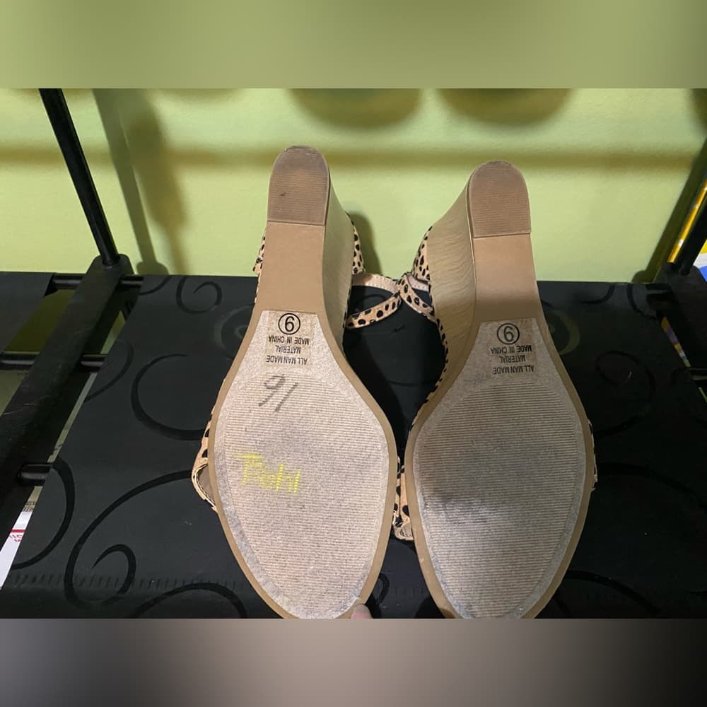 Leopard print heels - Thumbnail 4