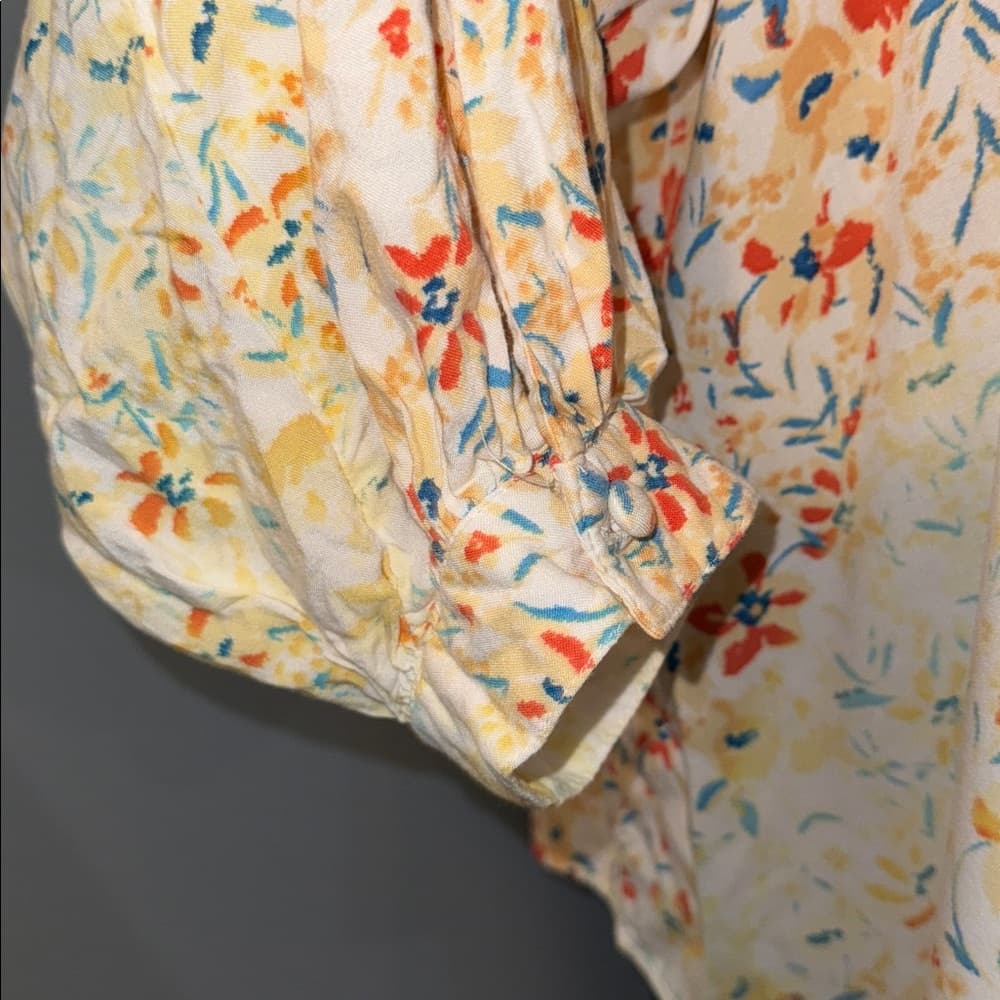 Time & Tru Floral Long Sleeve Smocked Top - Size XXL - Thumbnail 3