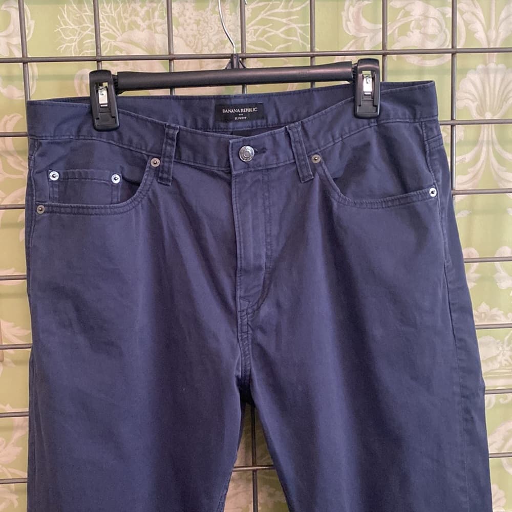 34 x 32 Banana Republic slim fit chinos