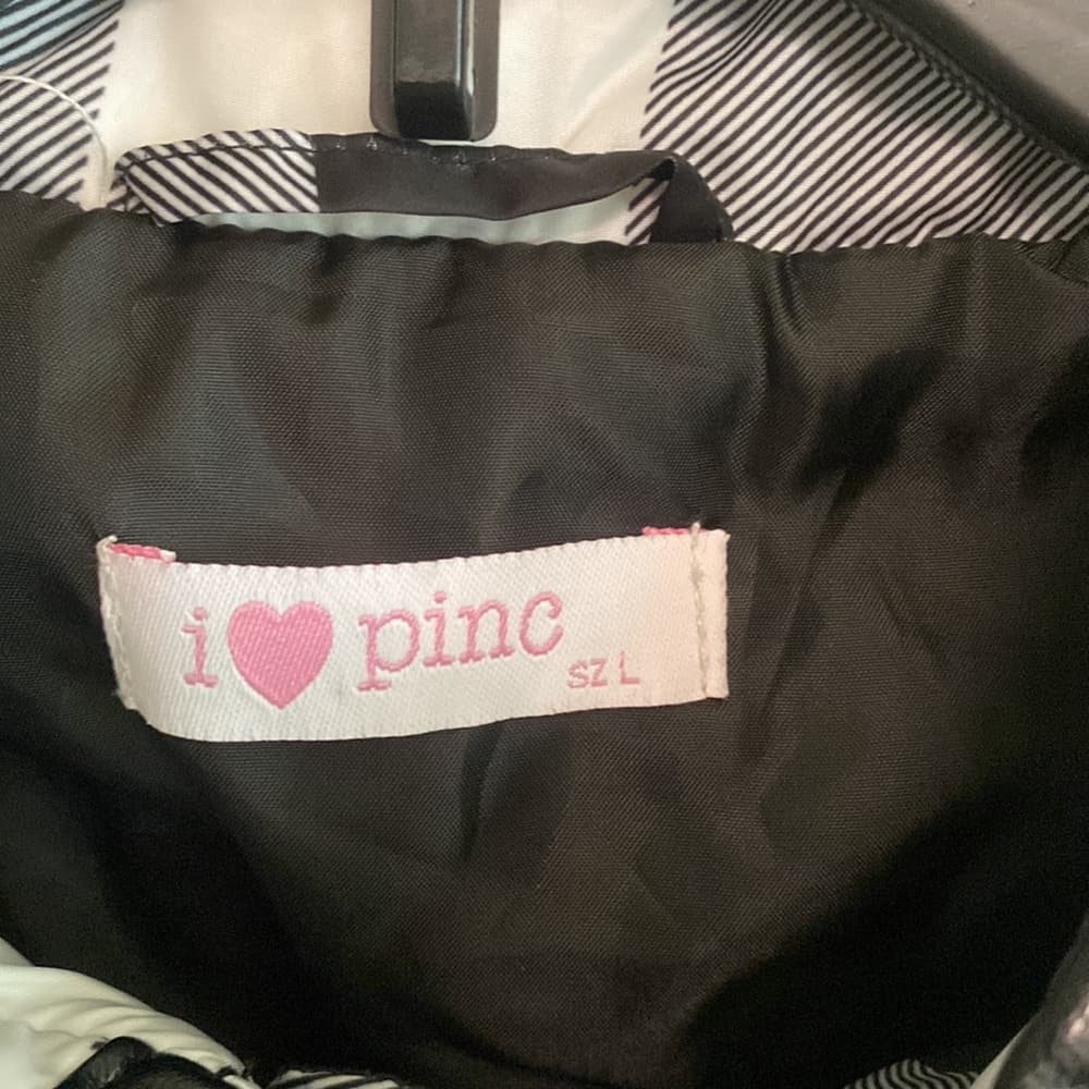 I Love Pinc black and white puffer vest - Thumbnail 2