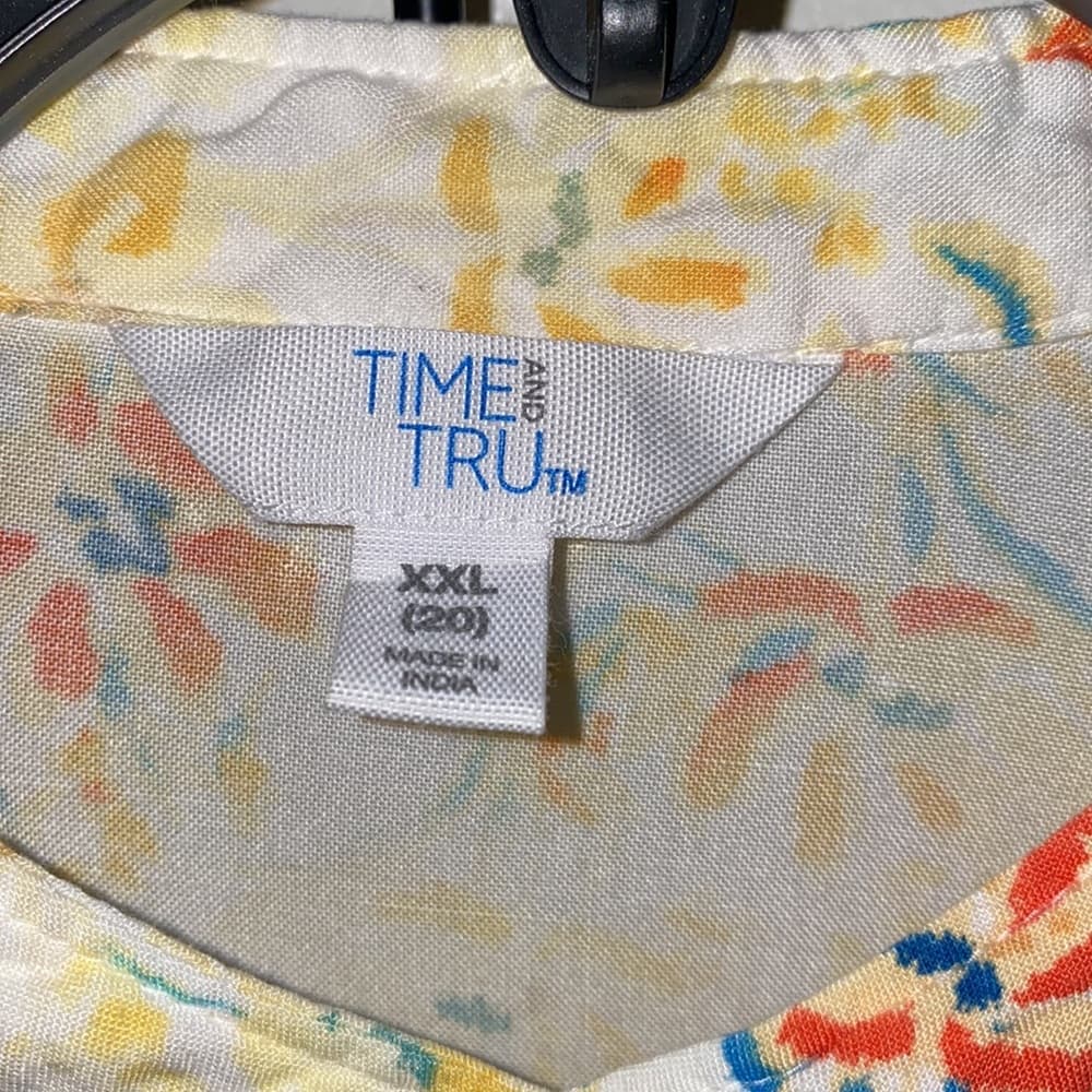 Time & Tru Floral Long Sleeve Smocked Top - Size XXL - Thumbnail 4