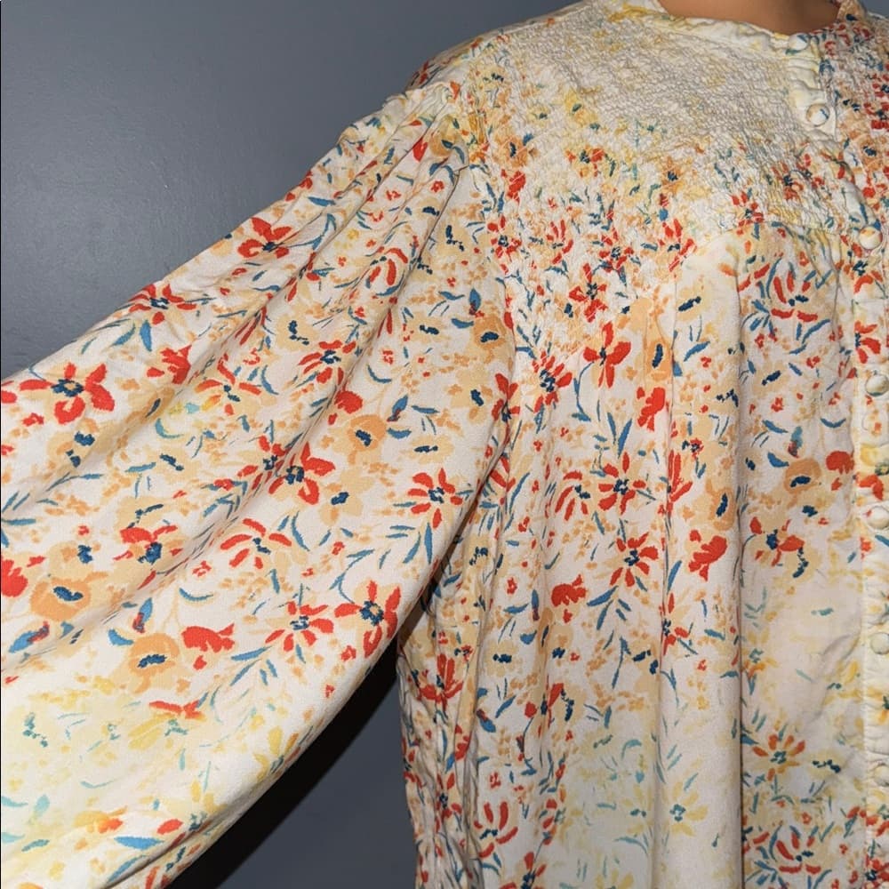 Time & Tru Floral Long Sleeve Smocked Top - Size XXL - Thumbnail 2