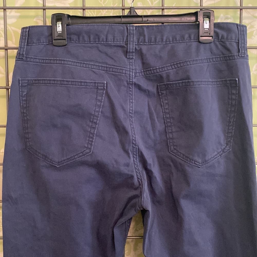 34 x 32 Banana Republic slim fit chinos - Thumbnail 5