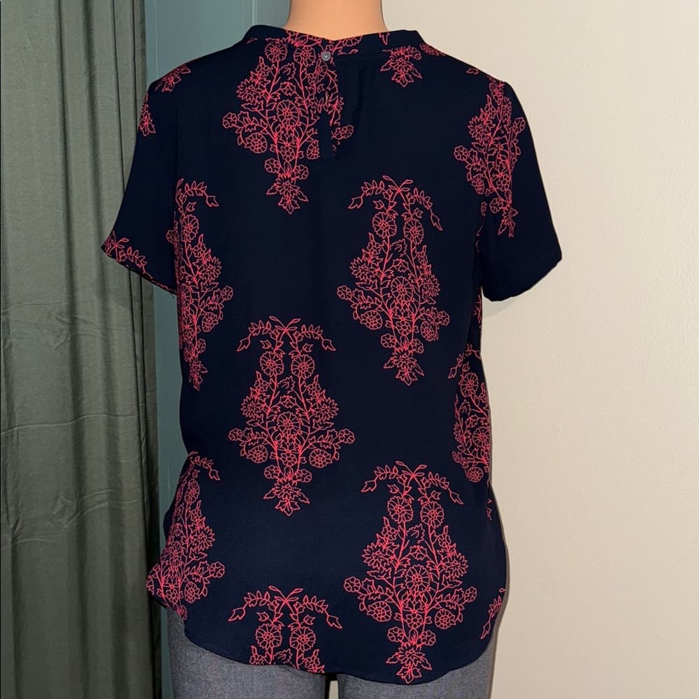 Black and Red Floral Women's Top - Thumbnail 2