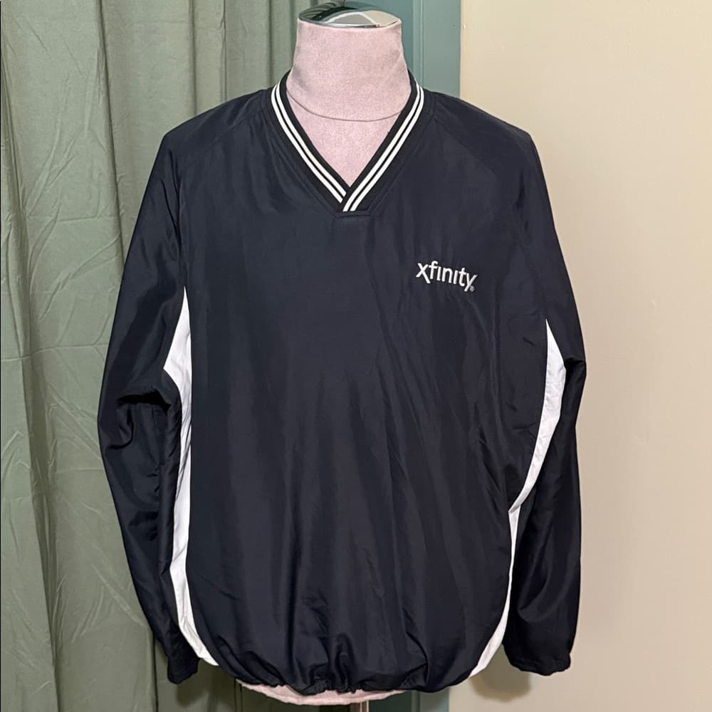 Xfinity Men's Black Windbreaker with White Trim - Thumbnail 5