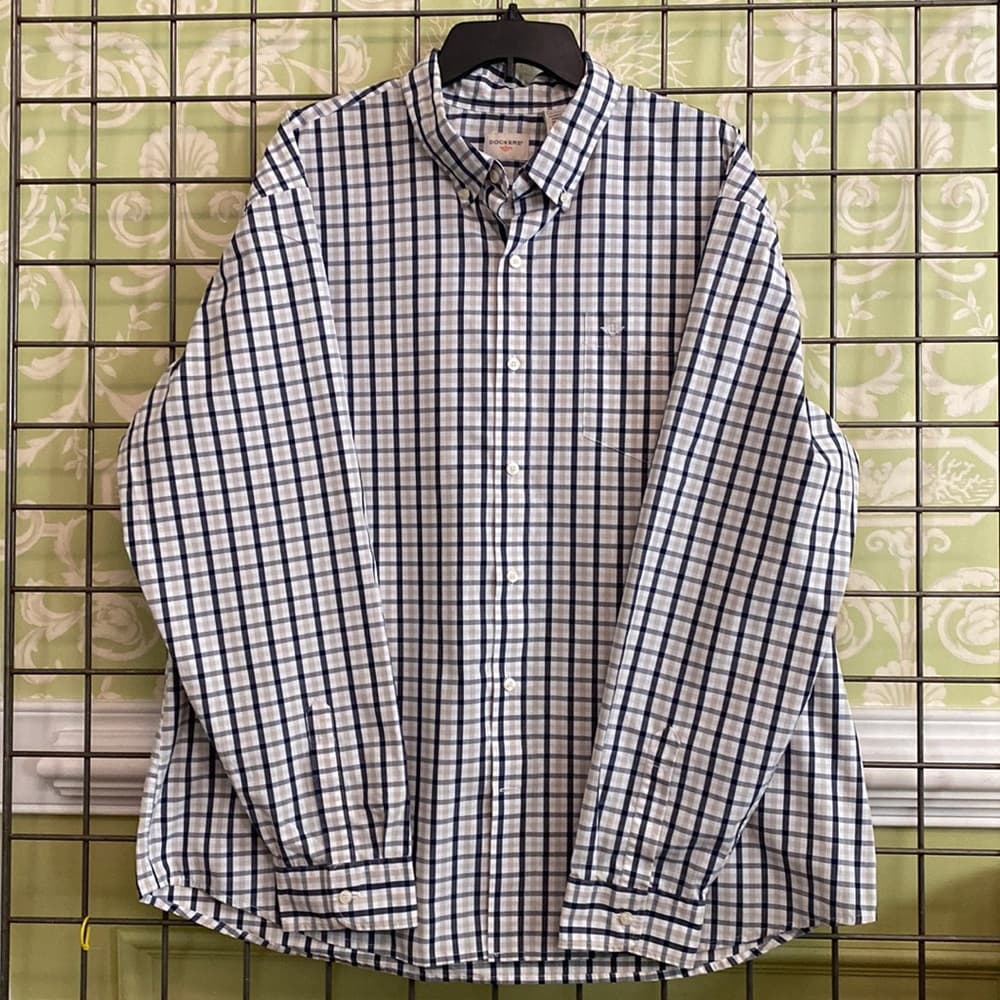 Men’s XXL long sleeve button down shirt - Thumbnail 4