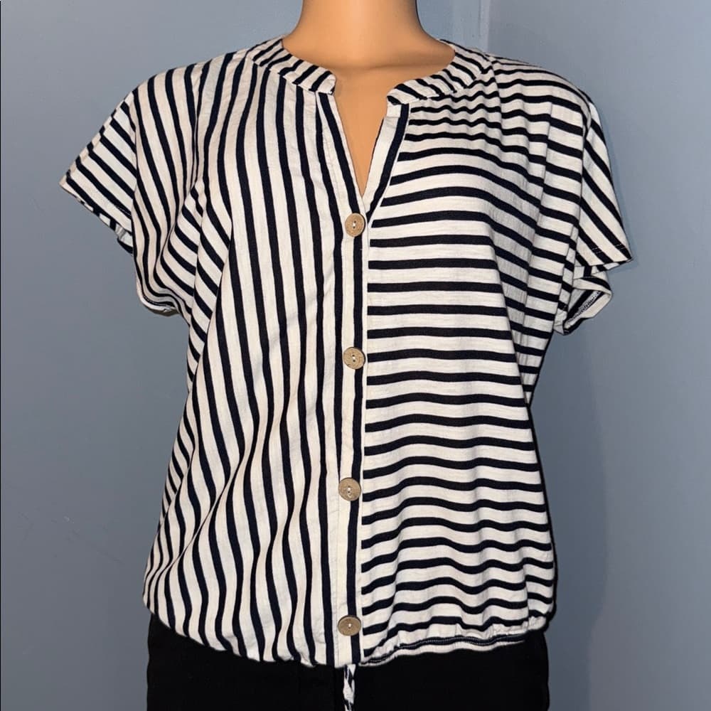 Liberty Love Striped Button-Up Blouse - Size Large - Thumbnail 4