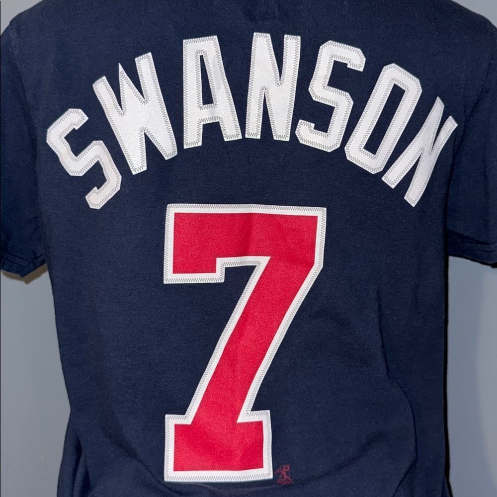 Majestic Braves T-Shirt - Size Small - Thumbnail 2