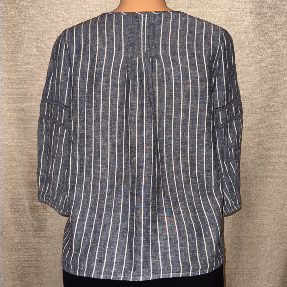 Old Navy Striped Button-Up Blouse - Size XS - Thumbnail 2
