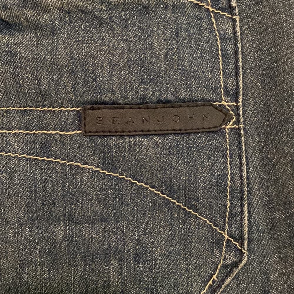 42 x 32 Sean John jeans - Thumbnail 2