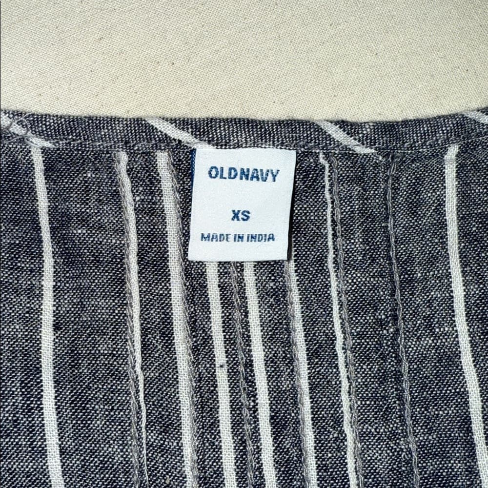 Old Navy Striped Button-Up Blouse - Size XS - Thumbnail 4