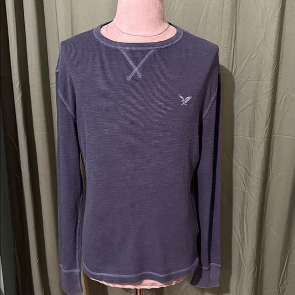 American Eagle Outfitters Men's Navy Long Sleeve Tee - Thumbnail 4