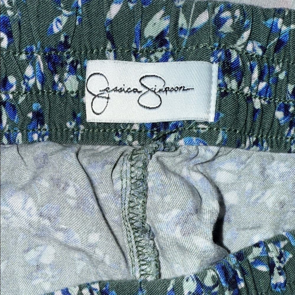 Jessica Simpson Navy Floral Capris - Thumbnail 3