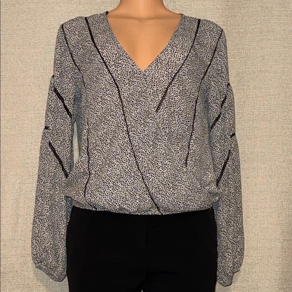 **Sienna Sky Blouse - Size Medium** - Thumbnail 6