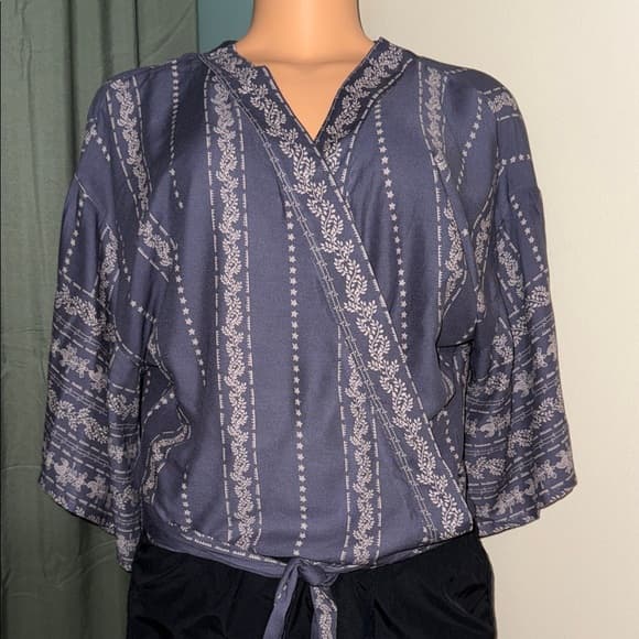 Japna Navy Patterned Wrap Blouse - Thumbnail 5