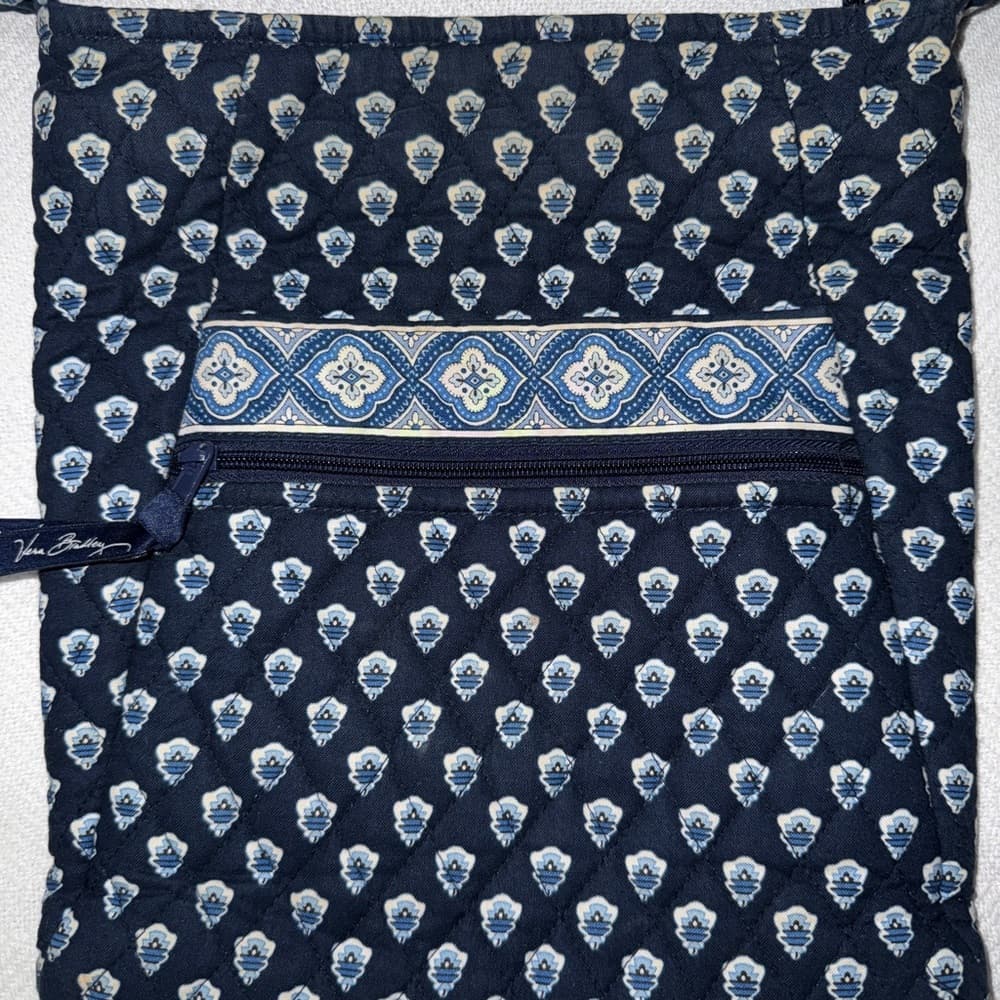 Vera Bradley Navy and White Patterned Crossbody Bag - Thumbnail 2