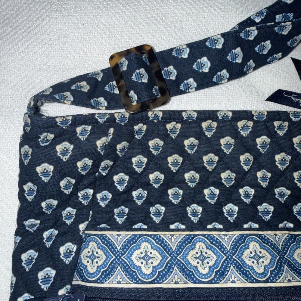 Vera Bradley Navy and White Patterned Crossbody Bag - Thumbnail 6