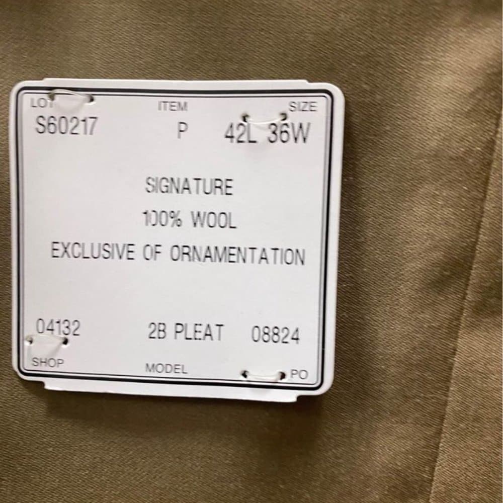 Brand new Jos. A. Banks suit. New with tags - Thumbnail 3