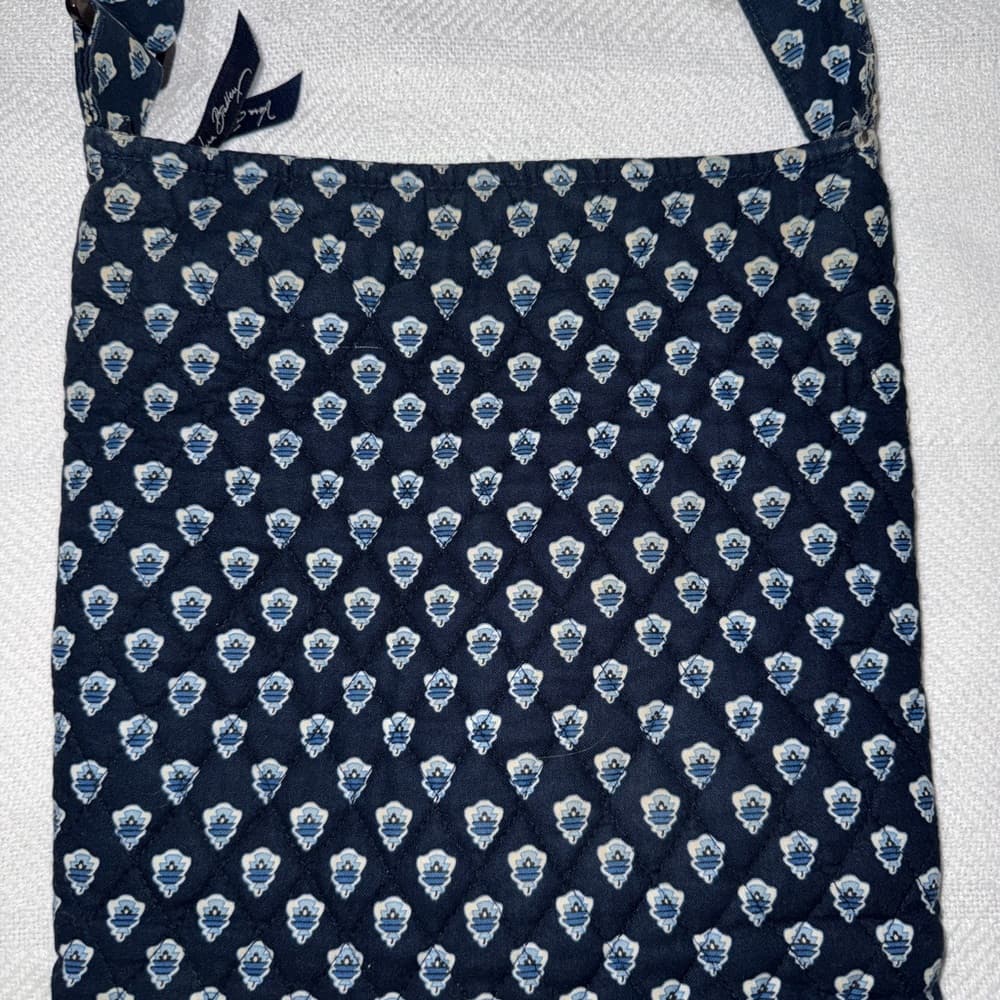 Vera Bradley Navy and White Patterned Crossbody Bag - Thumbnail 3
