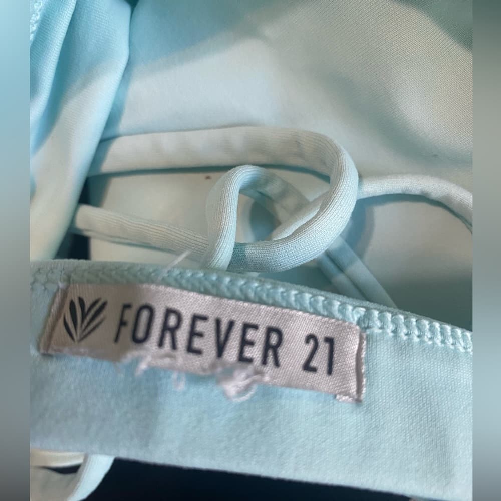 Forever 21 Sports Bra* - Thumbnail 2