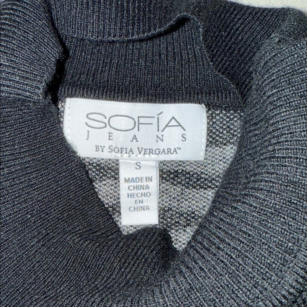 Sofia by Sofia Vergara Black and Gray Zebra Sweater - Thumbnail 5
