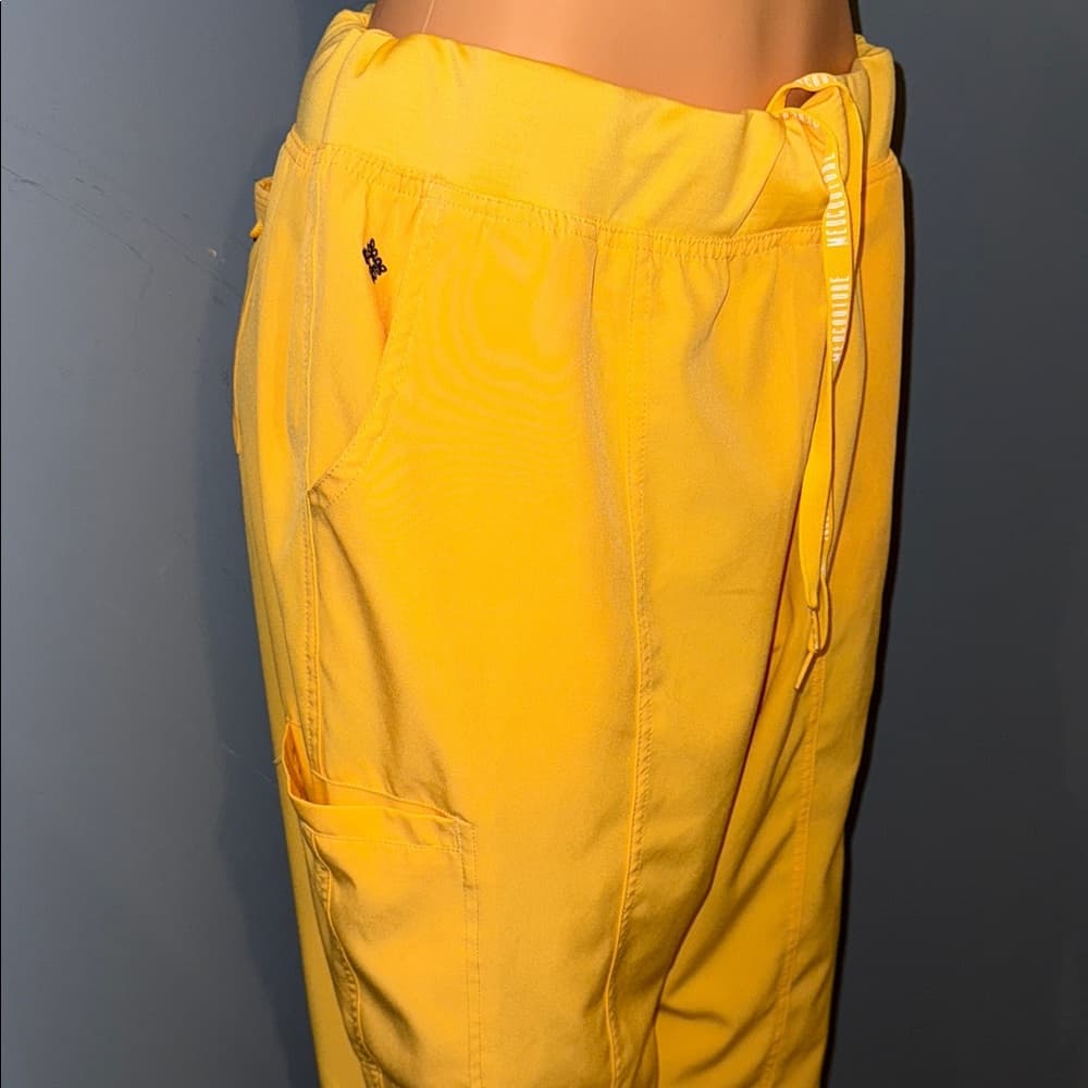 NWOT - Med Courture Scrub Pants - Size XLT - Thumbnail 2
