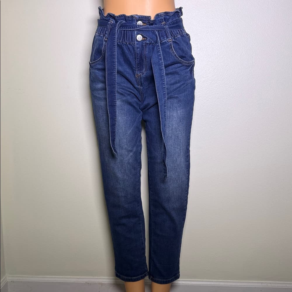 No Boundaries jeans with elastic waistband, ruffled waist, matching jean belt - Thumbnail 9