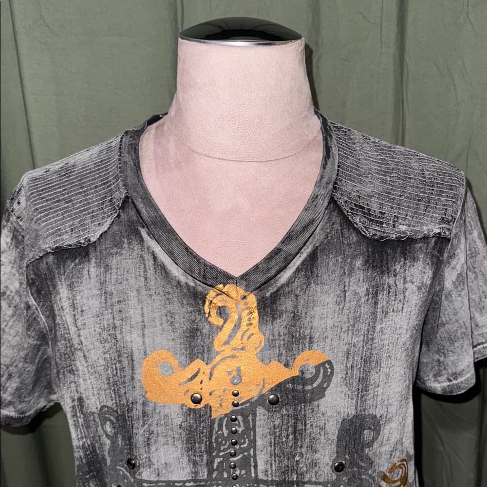 Guess Gray and Gold Short Sleeve Tee - Thumbnail 2