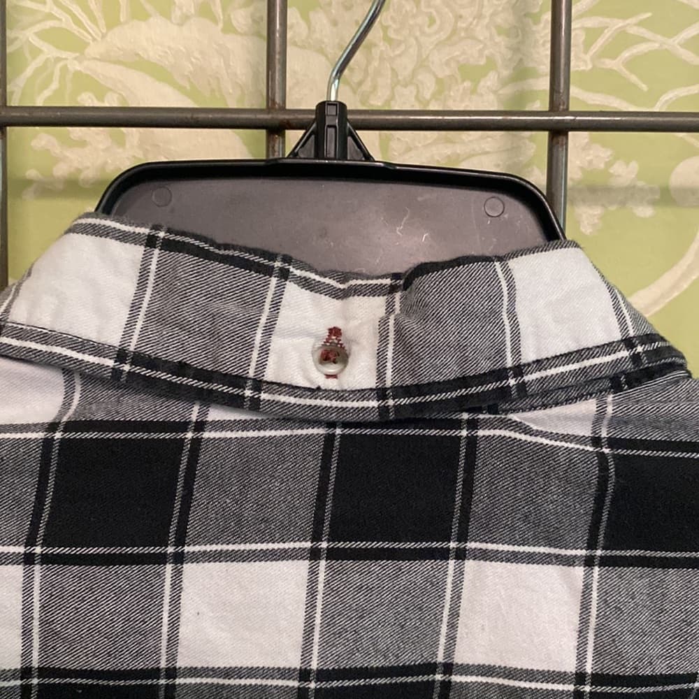 Blank & white plaid long sleeve button down shirt - Thumbnail 2