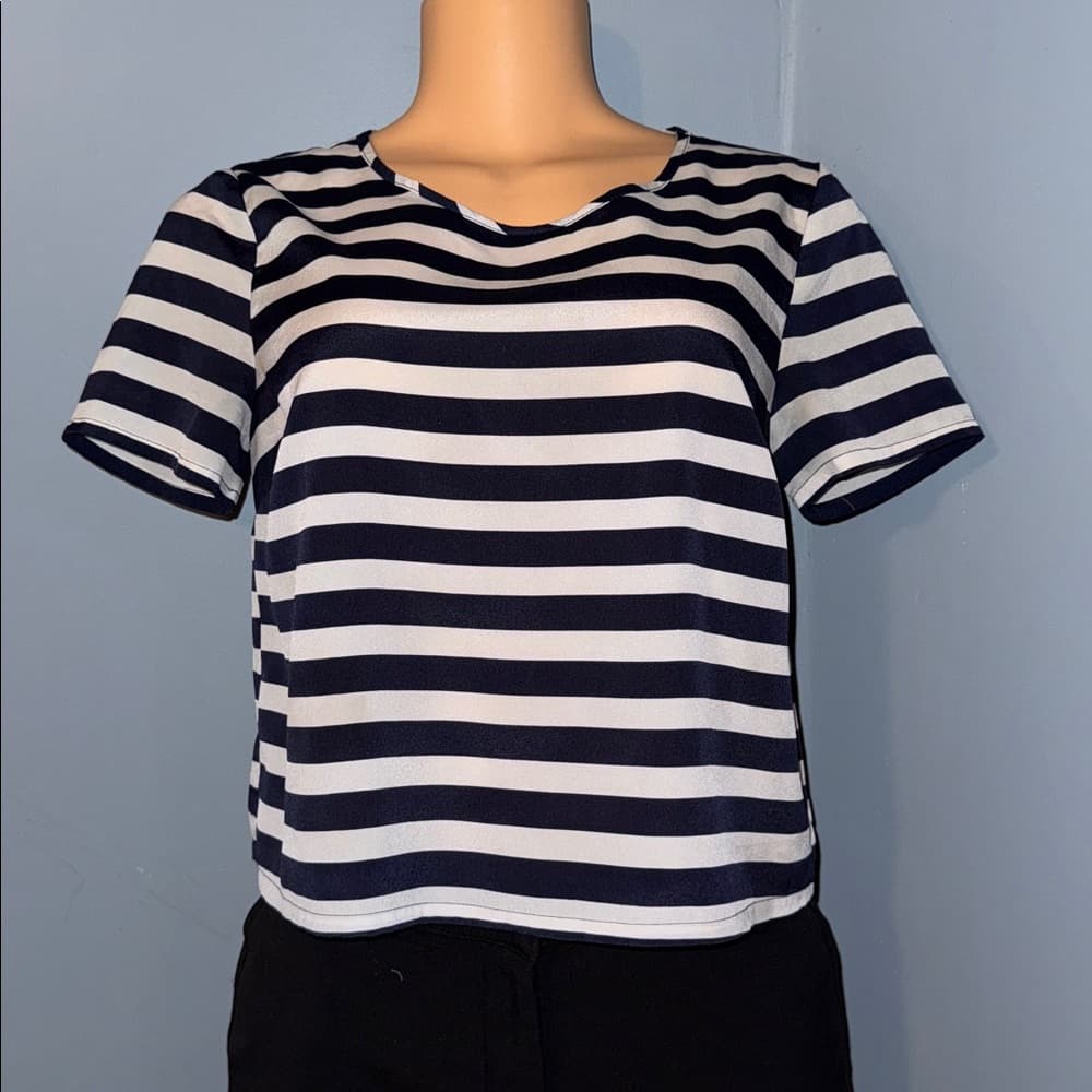 Forever 21 Striped Blouse Top – Size Small - Thumbnail 3