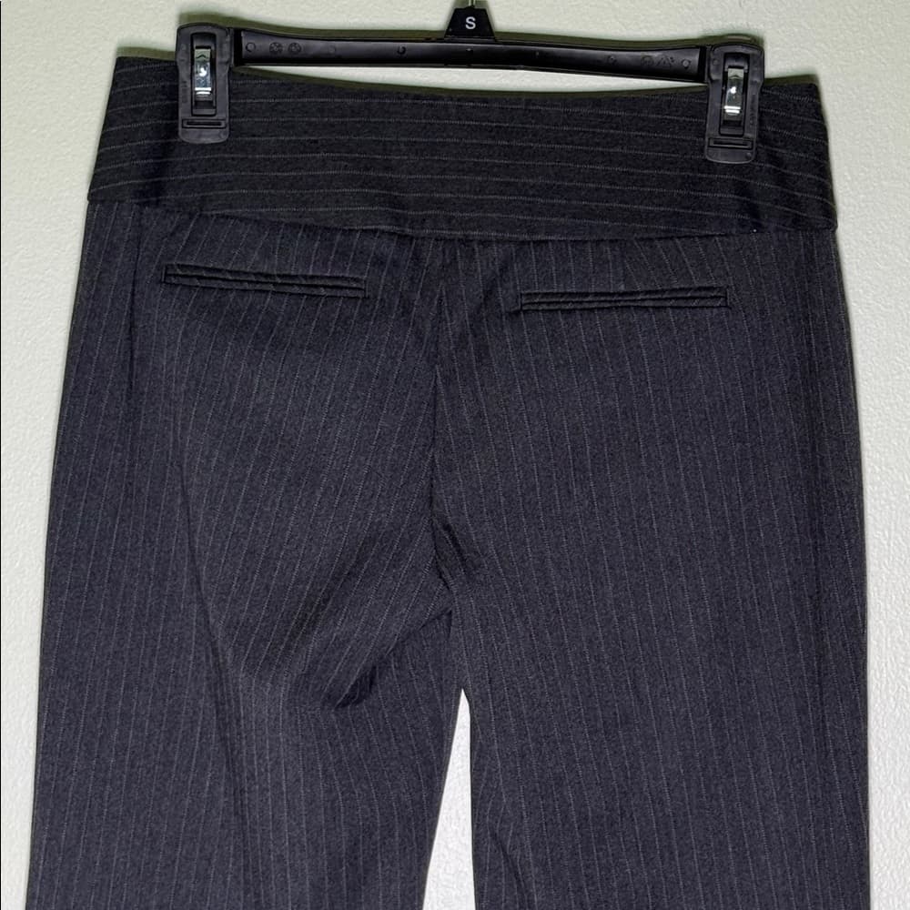 Gray pinstriped dress pants - Thumbnail 4