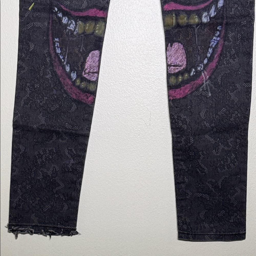 ELLE graffiti jeans - Thumbnail 10