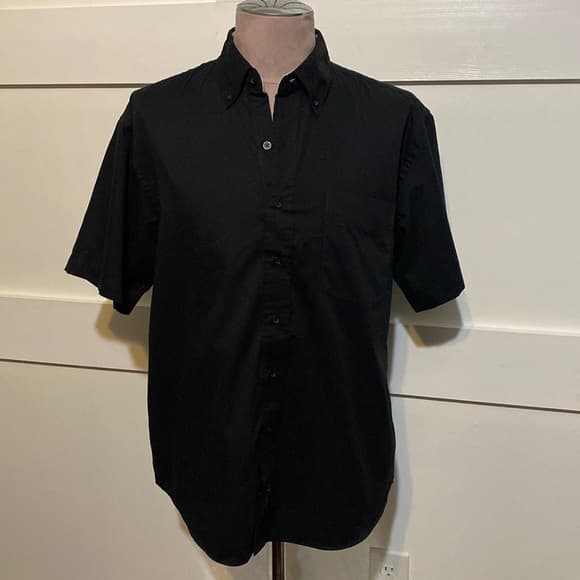 Black short sleeve button down - Thumbnail 5