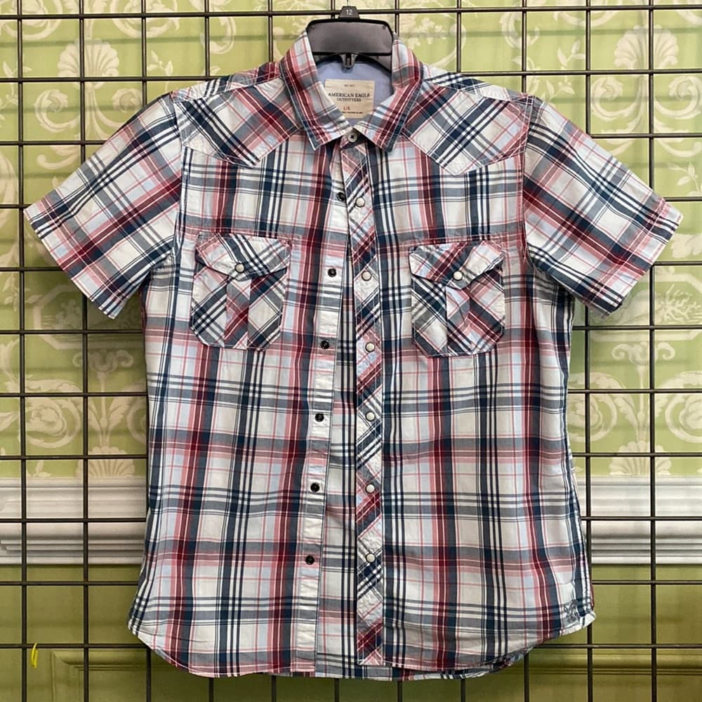American Eagle button down shirt* - Thumbnail 2