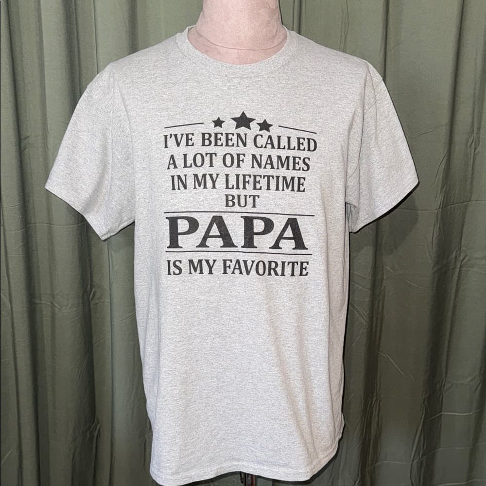 Gildan Light Gray 'Papa' Graphic Tee - Thumbnail 2